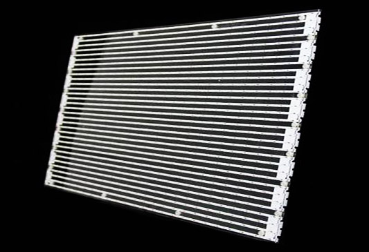 LED透明貼膜屏來(lái)啦！ 來(lái)一探究竟 優(yōu)勢(shì)特點(diǎn)及應(yīng)用范圍