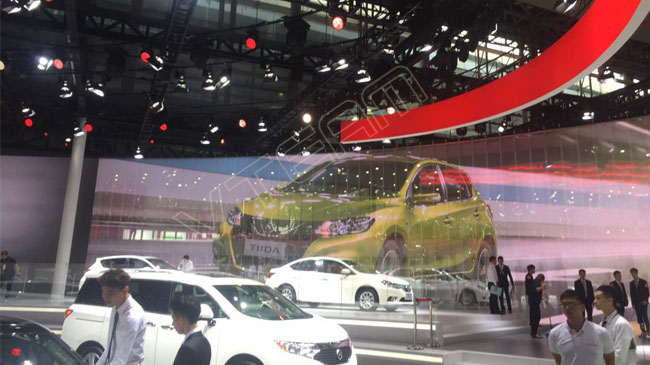 車(chē)展LED透明屏使用應(yīng)該具備哪些條件？