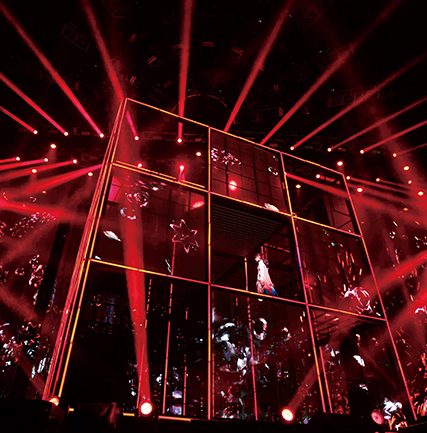 周筆暢演唱會(huì) 九宮格LED透明屏Vclear-7.8